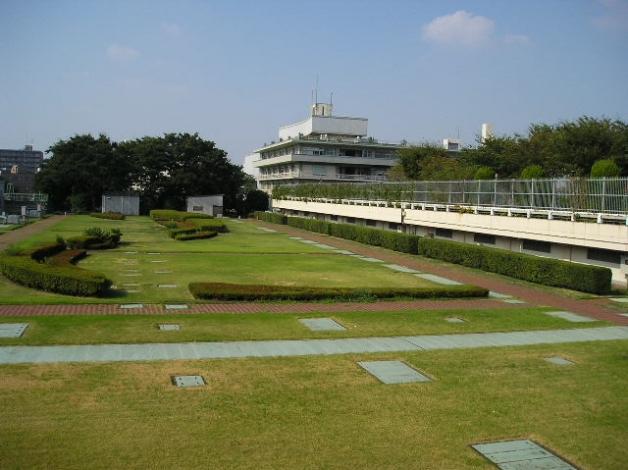 park. 1200m to Ochiai Central Park