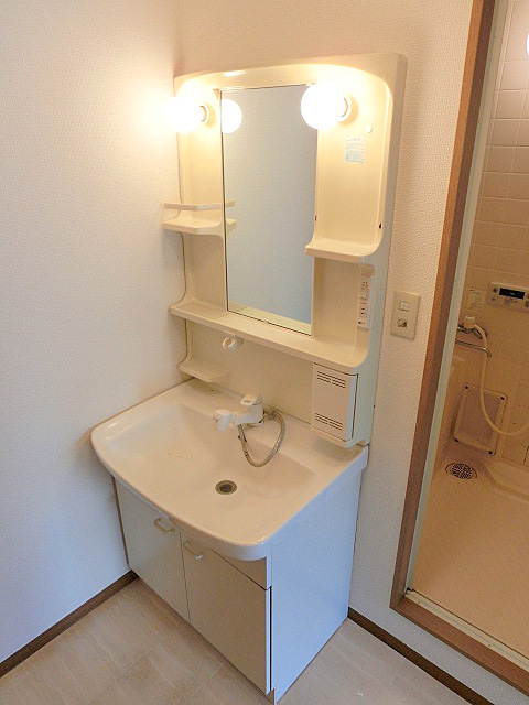 Washroom. Separate vanity