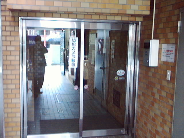 Entrance. auto lock