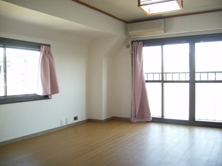 Living and room. room