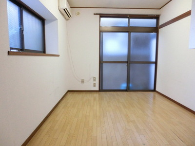 Living and room.  ☆ room ☆ 