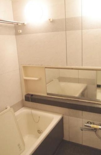 Bath. Atlas Arena Kagurazaka