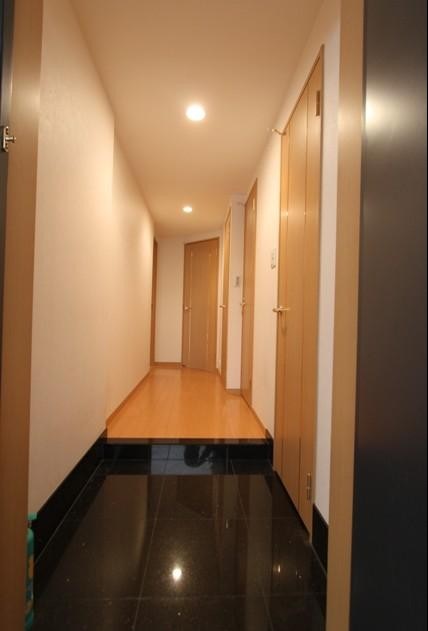 Entrance. Atlas Arena Kagurazaka