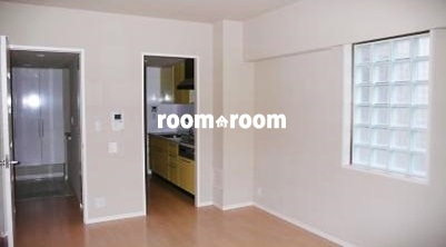 Living and room. 10.2-mat a spread of living