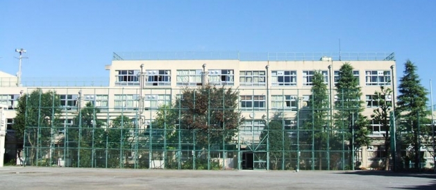Junior high school. 533m to Ushigome second junior high school (junior high school)