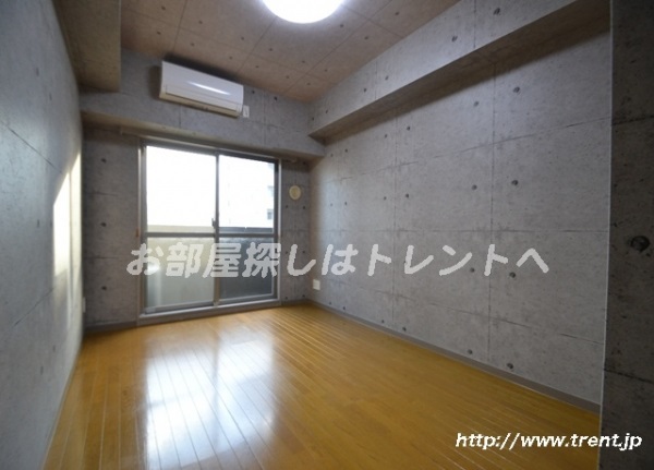 Living and room. It is a photograph of 1K type of the same building the seventh floor. Please see for reference. 