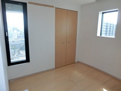 Other room space. Two-sided lighting Western-style