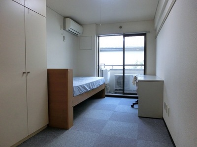 Living and room. Since furnished with you can you move only in the baggage