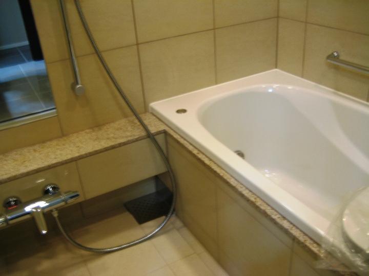 Bathroom. Indoor (08 May 2013) Shooting