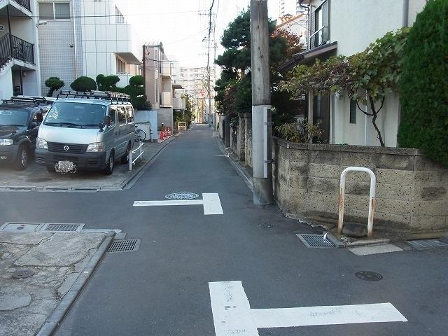 Local photos, including front road. South road