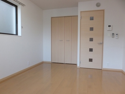 Other room space. reference image