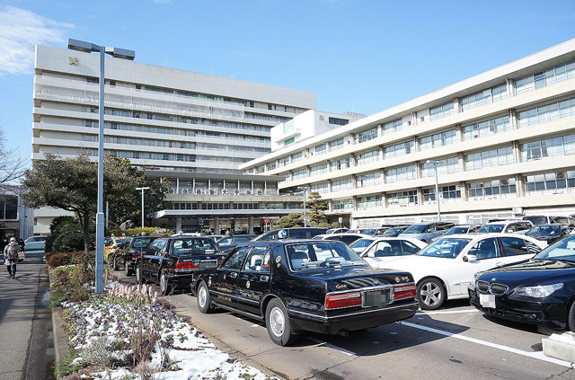 Hospital. 556m to Keio University Hospital (Hospital)