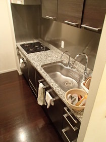 Kitchen. 3-neck gas system Kitchen