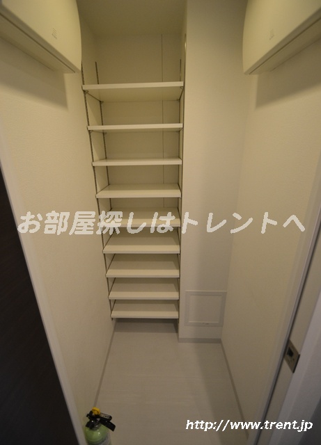 Receipt. It is a reference photograph of the fifth floor of 1K type of the same building.