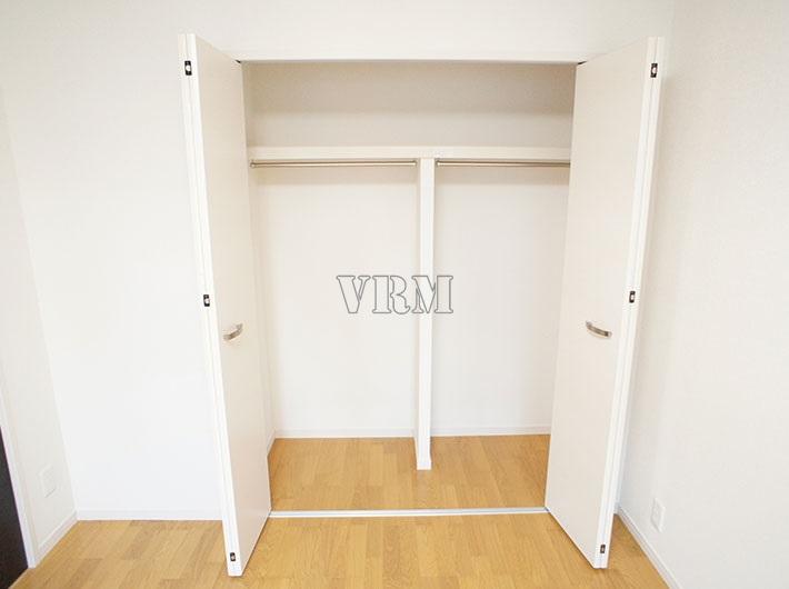 Receipt. Western-style room in the closet
