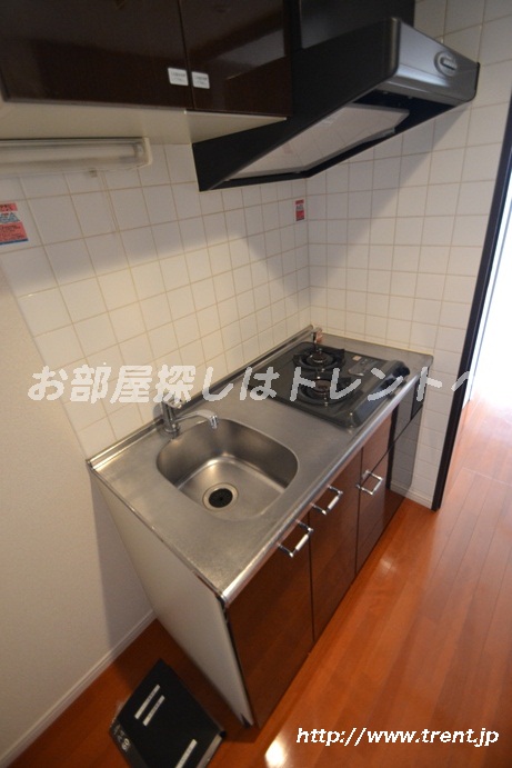 Kitchen. Is a reference photograph of the same building 1K (another type).
