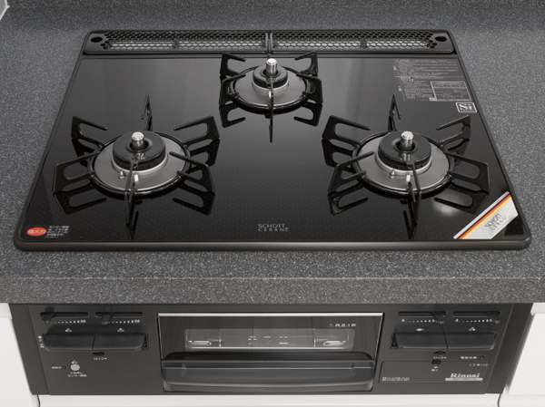 Kitchen.  [Schott glass top plate] Adopt a glass plate that are both beauty and durability. It is loved all over the world, Germany ・ Adopt a shot manufactured by heat-resistant ceramic glass top plate. Not only beautiful, Strongly to heat and shock, Difficult dirty luck, It is easy to clean.