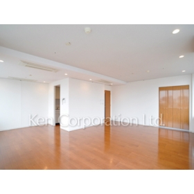 Living and room. Shoot the same type on the 11th floor of the room. Specifications may be different.