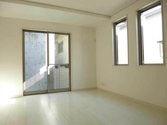 Non-living room. 1st floor 8.3 Pledge