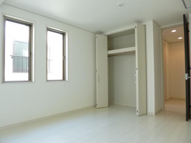 Non-living room. 1st floor 8.3 Pledge