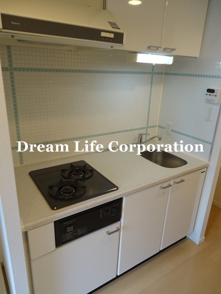 Kitchen.  ※ In fact the we use the photos in the same building may be different
