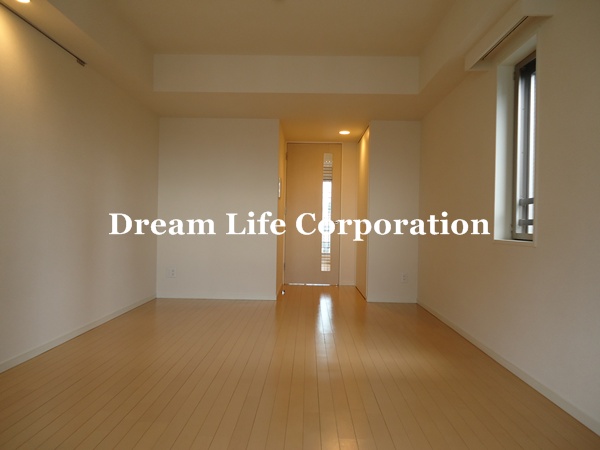 Other room space.  ※ In fact the we use the photos in the same building may be different