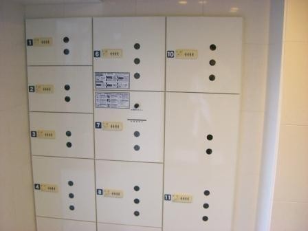 Other common areas. You can receive 24-hour luggage! Delivery Box