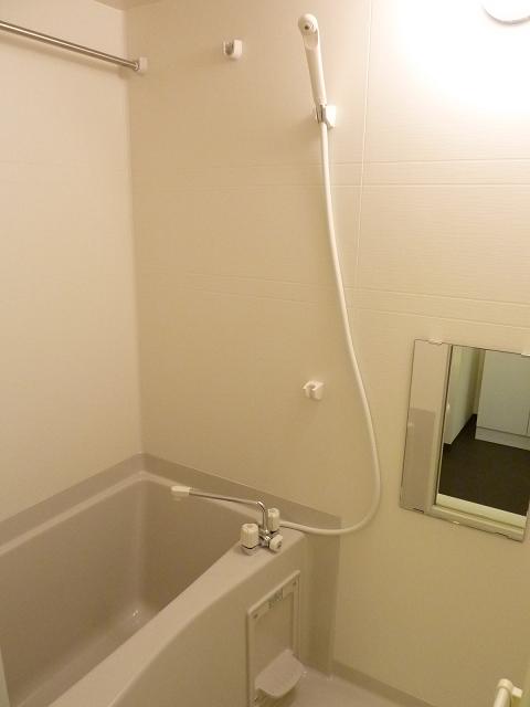 Bath. Bathroom ventilation dryer with bus.  ・ *