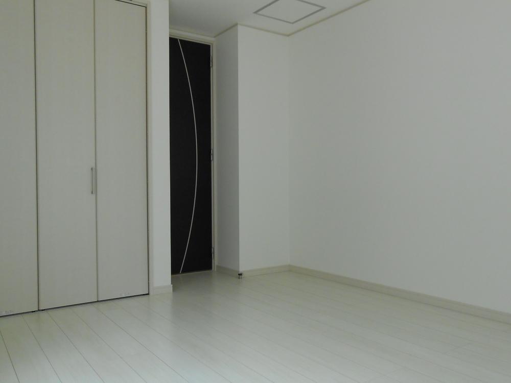 Non-living room. Room (June 2013) Shooting