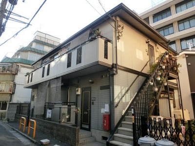 Building appearance. Located in a quiet residential area