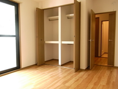 Receipt. Western-style closet