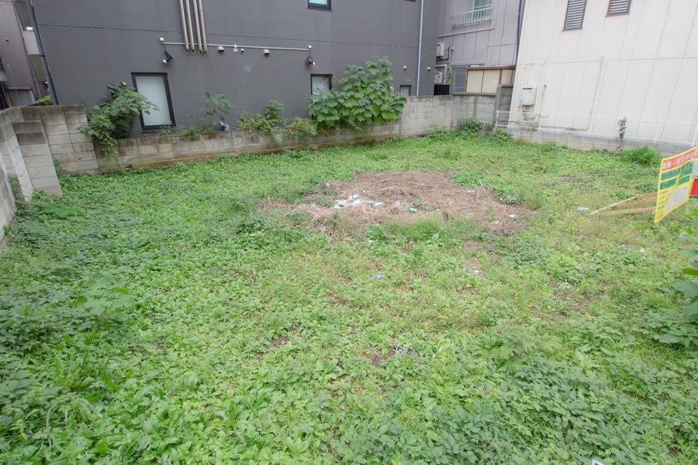 Local appearance photo