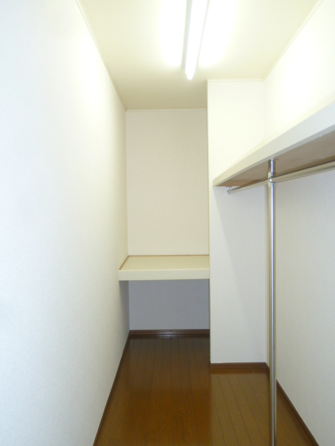 Receipt. The 6.5 tatami rooms, There is a walk-in closet! !