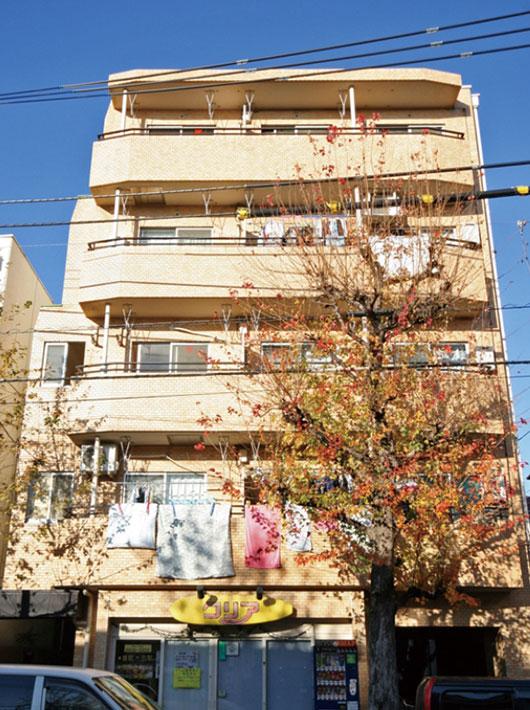 Local appearance photo. tube Management Fee: 13,870 yen / Month repair reserve: 12,170 yen / Month