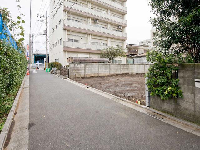 Local photos, including front road