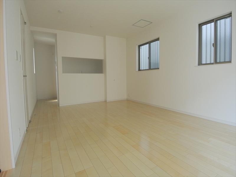 Living. Local (August 2013) Shooting