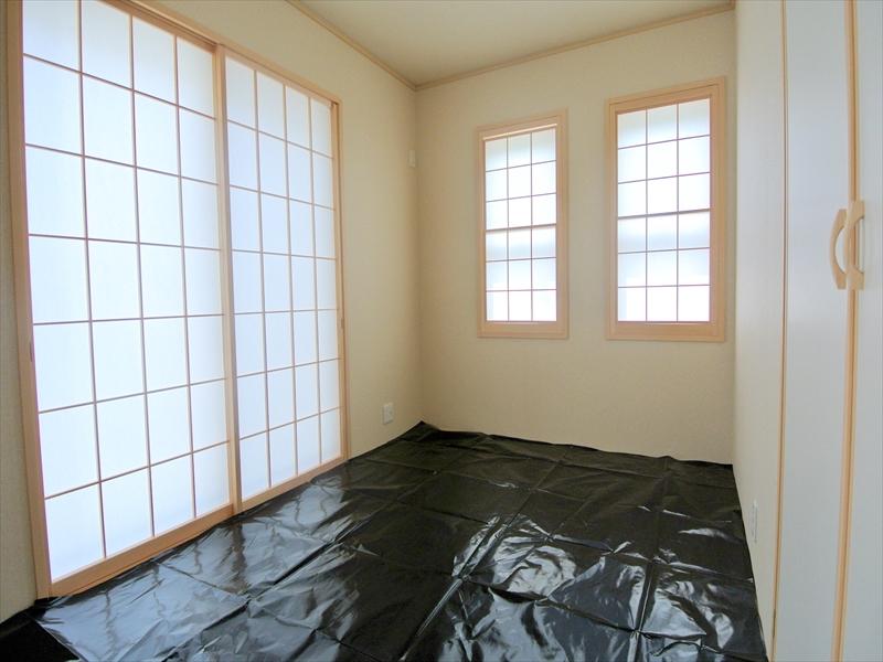 Non-living room. Local (August 2013) Shooting