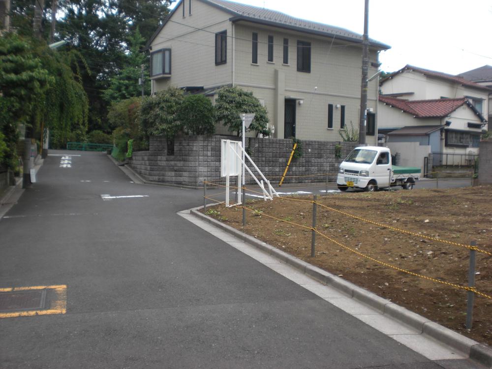 Local photos, including front road. Local (June 2013) Shooting