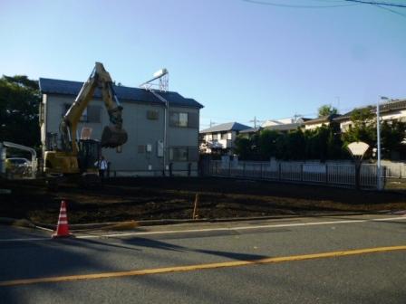 Local photos, including front road. Local (October 11, 2013) Shooting