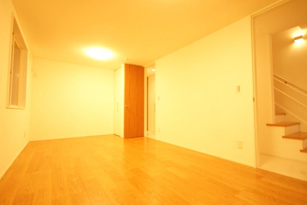 Other introspection. A large space It is pleasant that spacious.