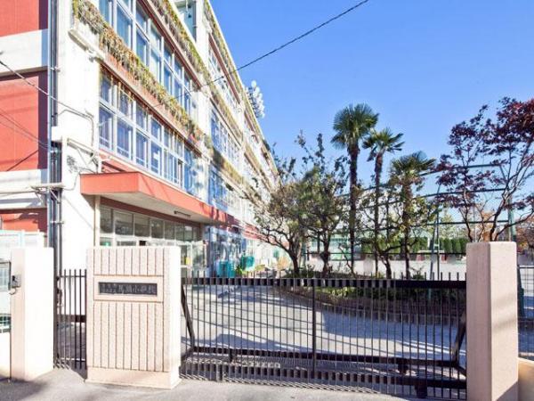 Primary school. Bridle bridge until the elementary school 730m