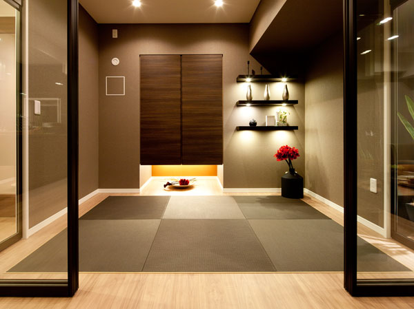 Interior.  [Japanese-style room] living ・ In the integration of the diningese-style room that can be directed as a hobby space and guest room.