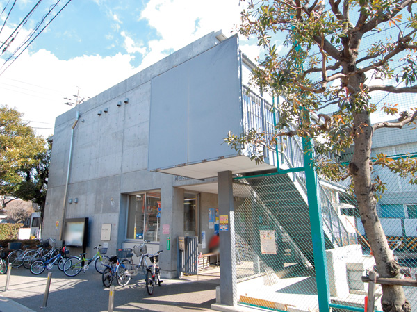 Surrounding environment. Momoi children's house (6-minute walk / About 420m)