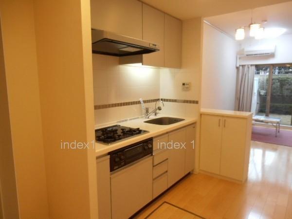 Kitchen. Water purifier with system Kitchen