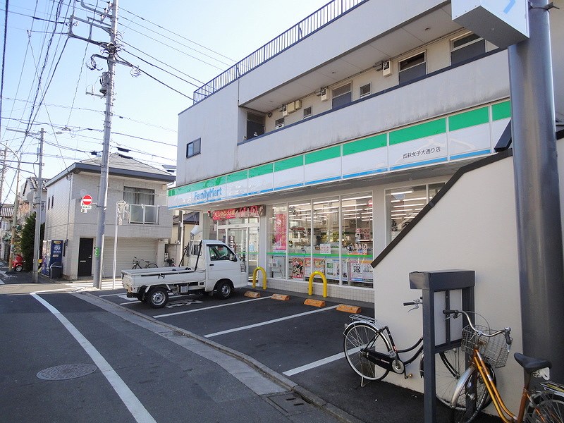Convenience store. Nishiogi college street store (convenience store) to 400m