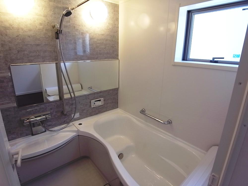 Same specifications photo (bathroom). Bathroom construction cases