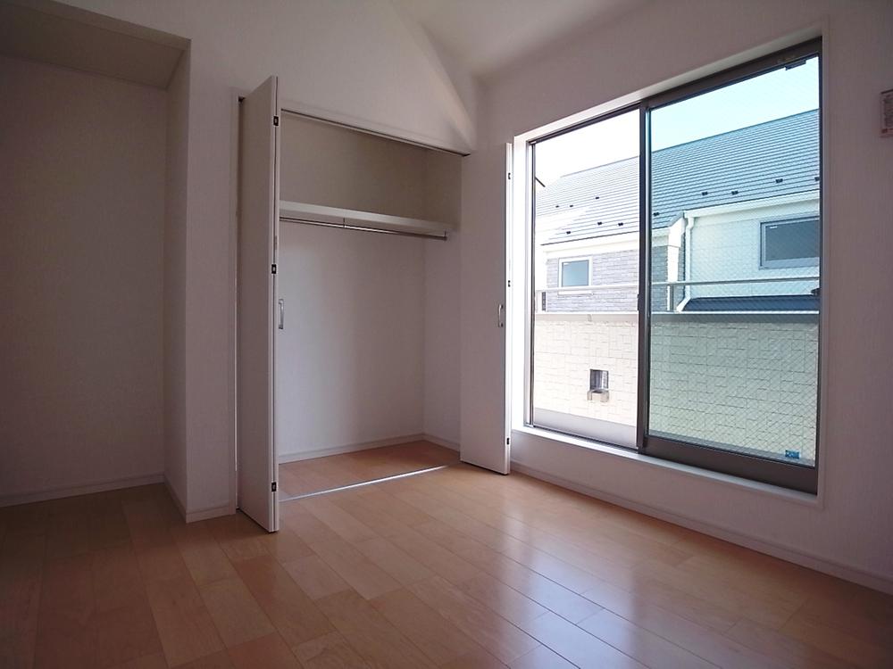 Same specifications photos (Other introspection). Western-style construction cases