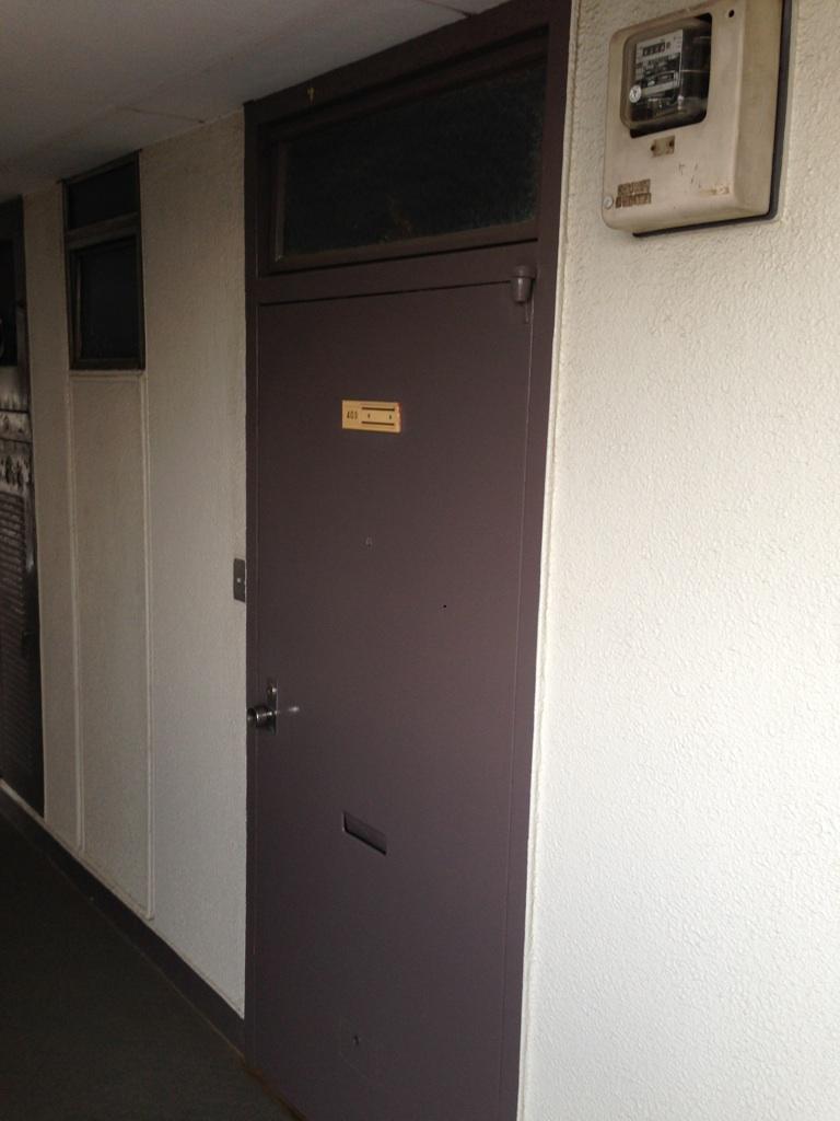 Entrance. Local (12 May 2013) Shooting
