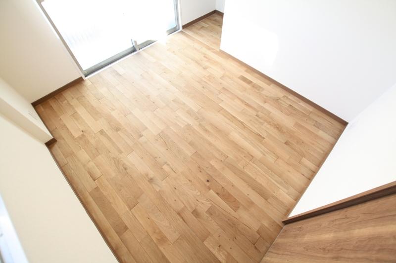 Non-living room. Southwest Corner Room