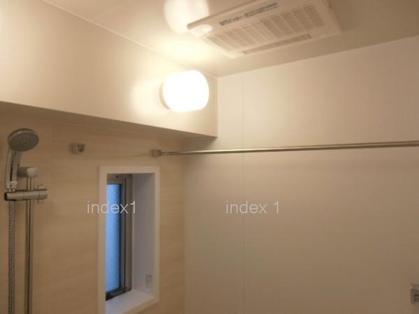 Bathroom. Bathroom with a window ・ Ventilation system is good